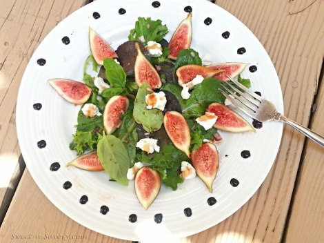 Fig, Goat Cheese and Pignoli Salad with Pomegranate Vinaigrette