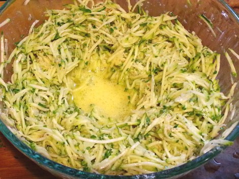 zucchini_fritter4